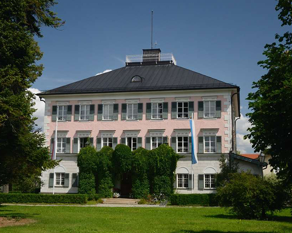 Schloss Grabenstätt Grabenstätt im Chiemgau